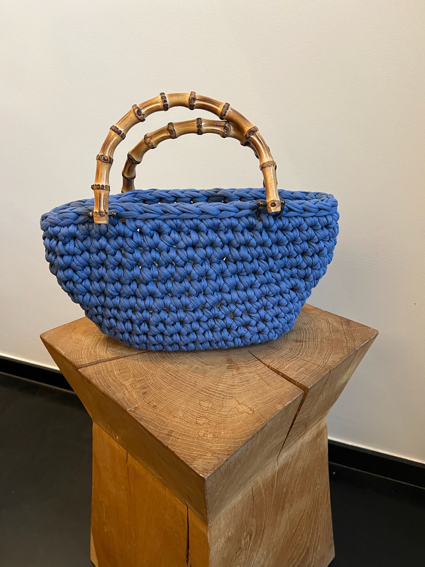 Honnie Bamboo - Handmade crochet bag
