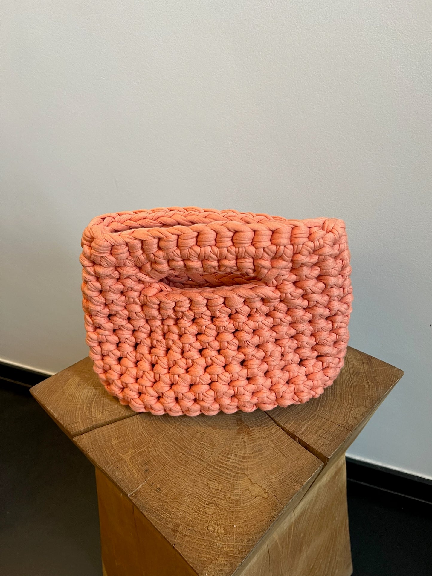 Honnie Classic - Handmade crochet bag