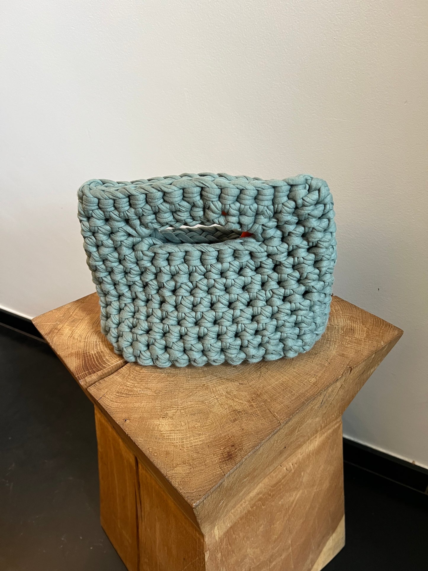 Honnie Classic - Handmade crochet bag