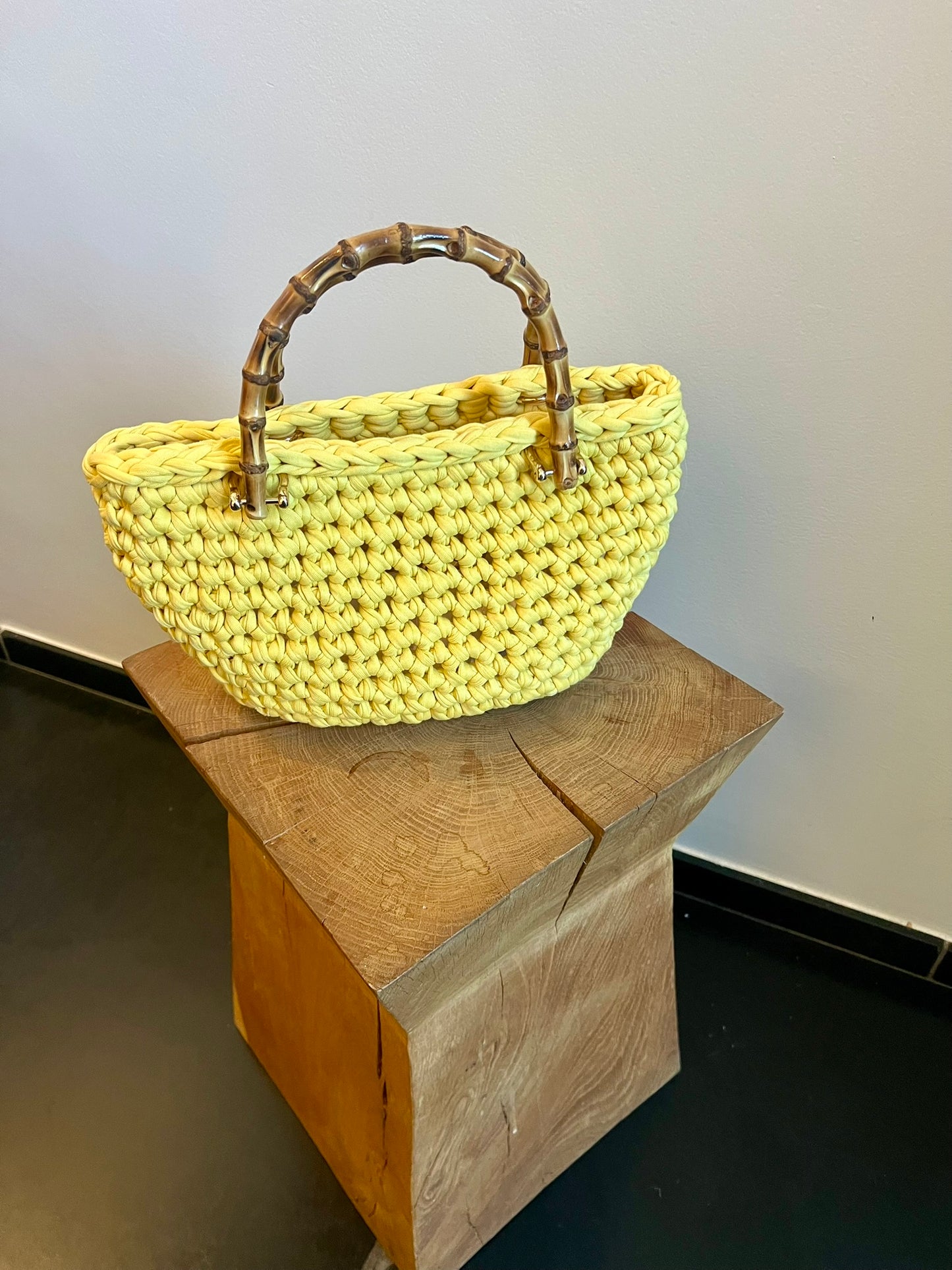 Honnie Bamboo - Handmade crochet bag