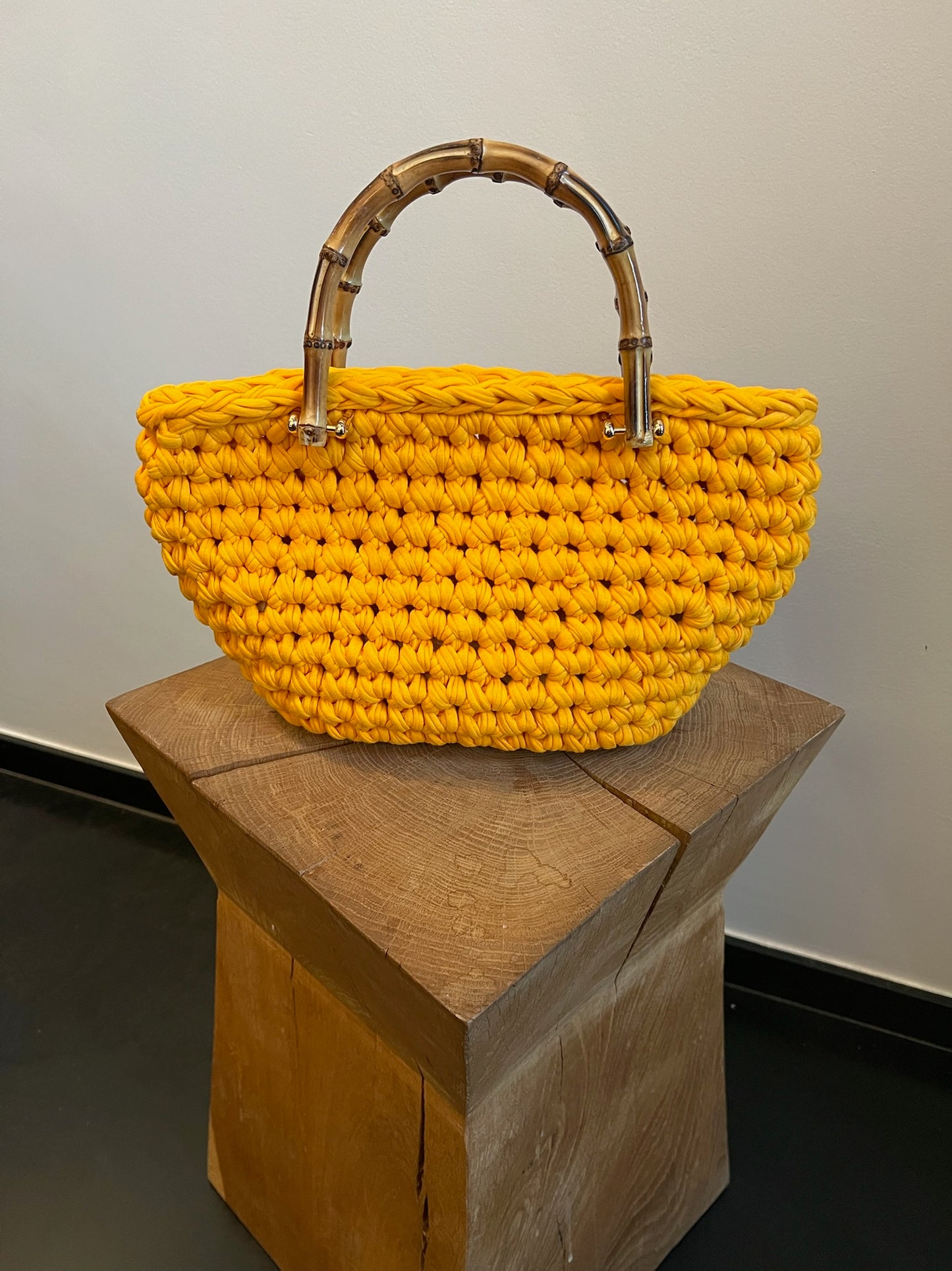 Honnie Bamboo - Handmade crochet bag