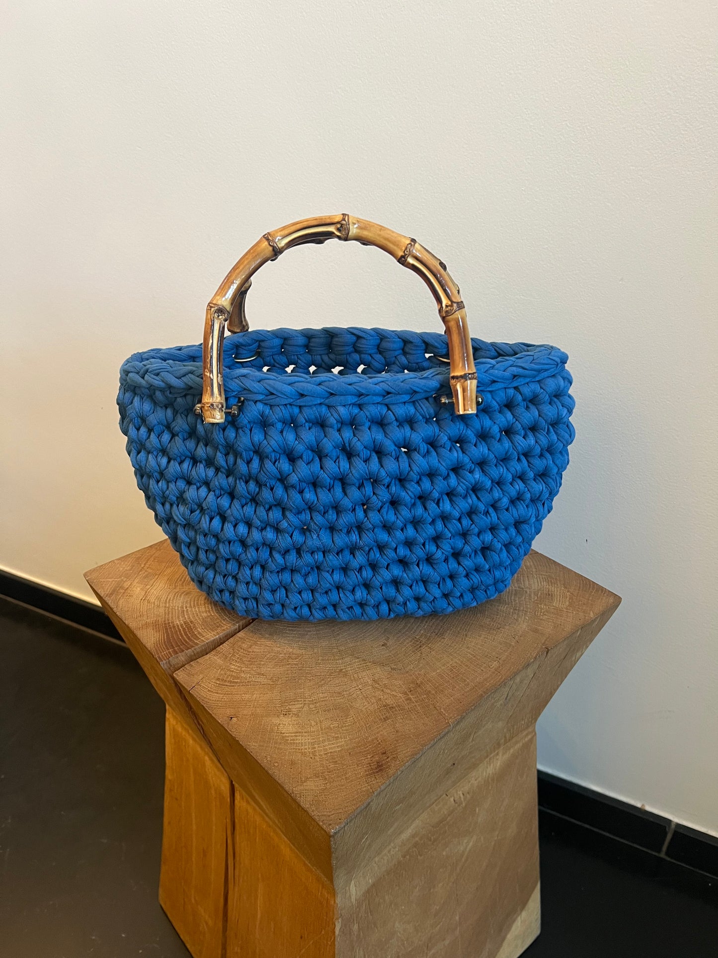 Honnie Bamboo - Handmade crochet bag