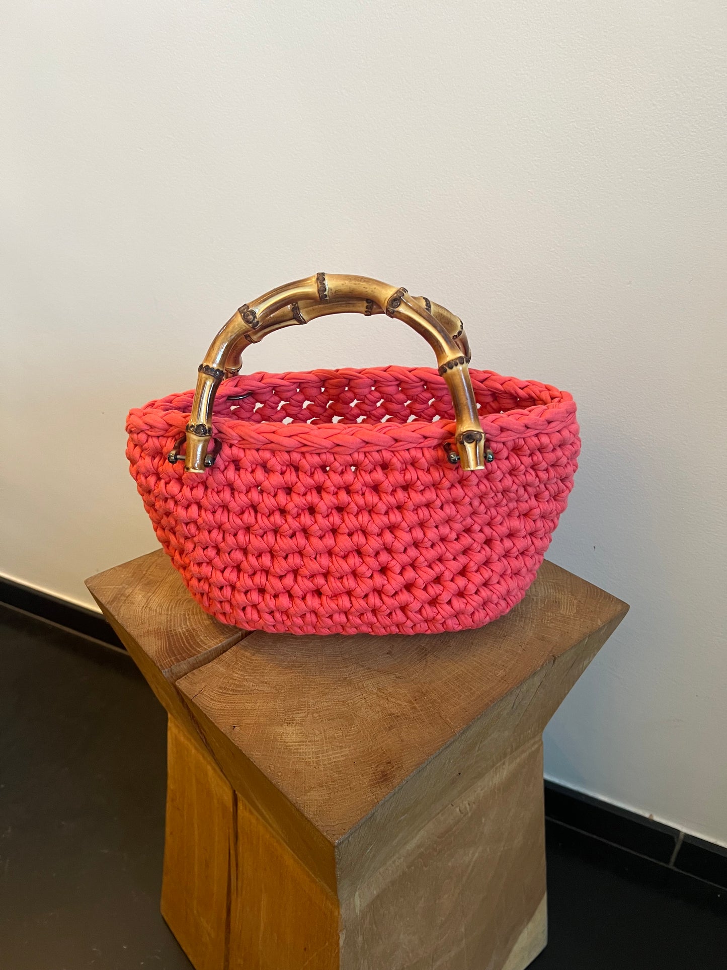 Honnie Bamboo - Handmade crochet bag