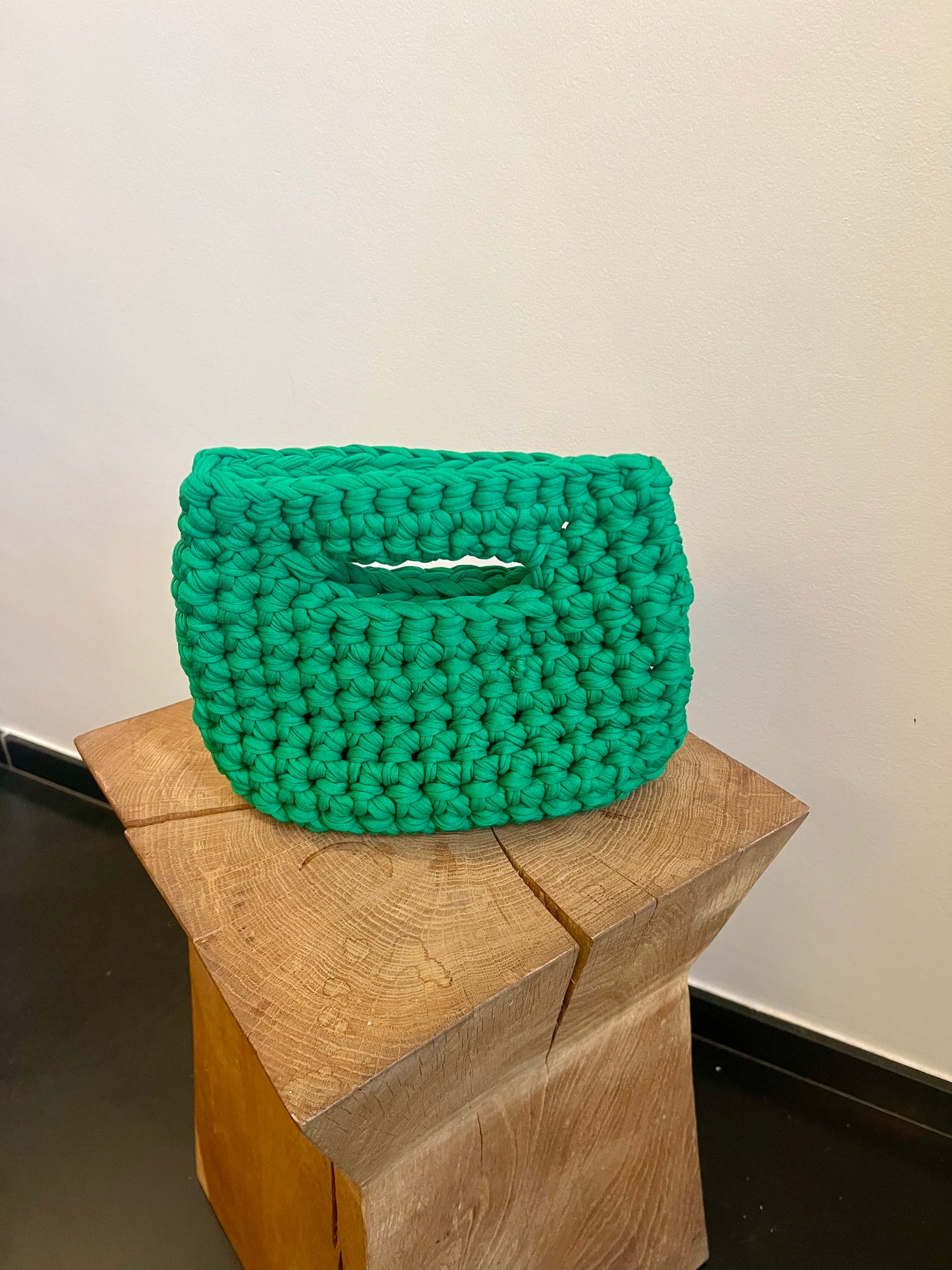 Honnie Classic - Handmade crochet bag